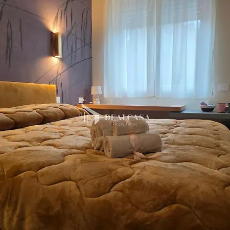 Dealcasa בית הארחה 3*