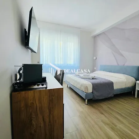 Dealcasa Guest house *