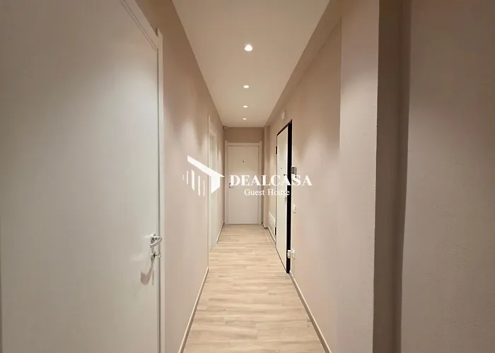 招待所 Dealcasa 努奥罗
